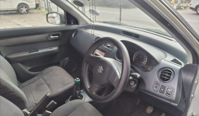 Suzuki Swift full