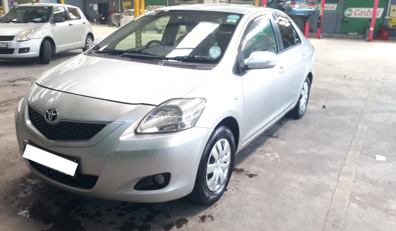 Toyota Belta full