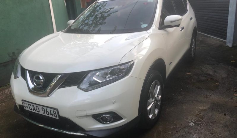 Nissan X-Trail full