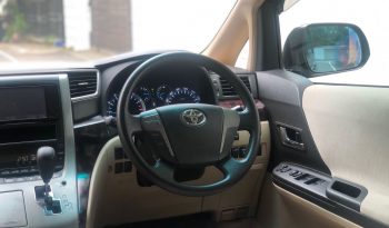 Toyota Vellfire full