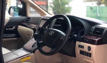 Toyota Vellfire full