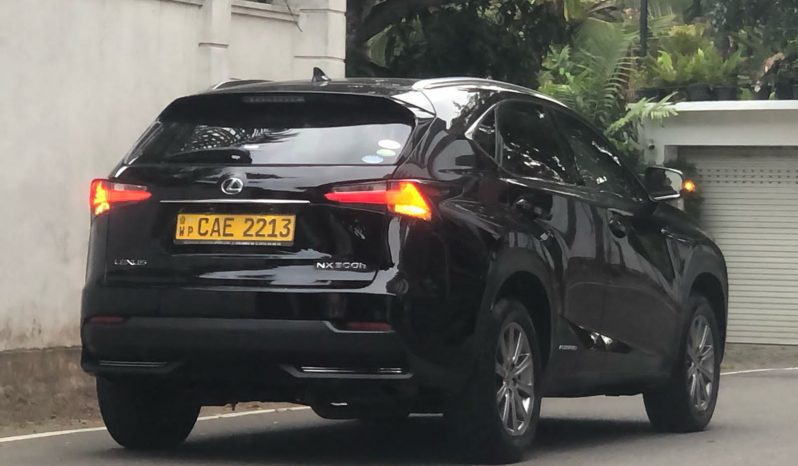 Lexus NX300H F Sport full