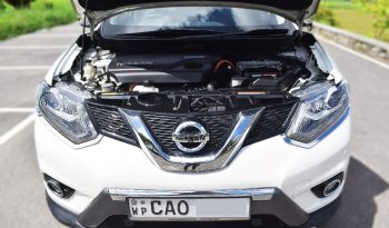 Nissan X-Trail full