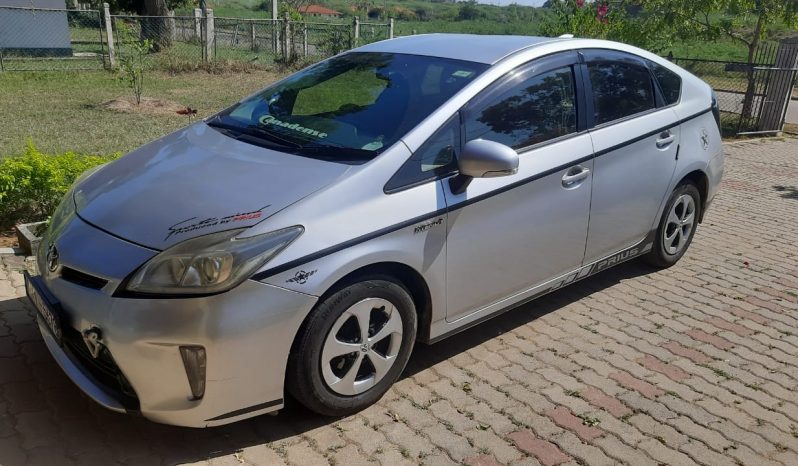 Toyota Prius full